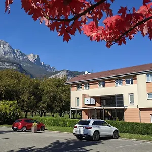 Le Domaine Des Fontaines - & Petit Dejeuner 3* Bernin