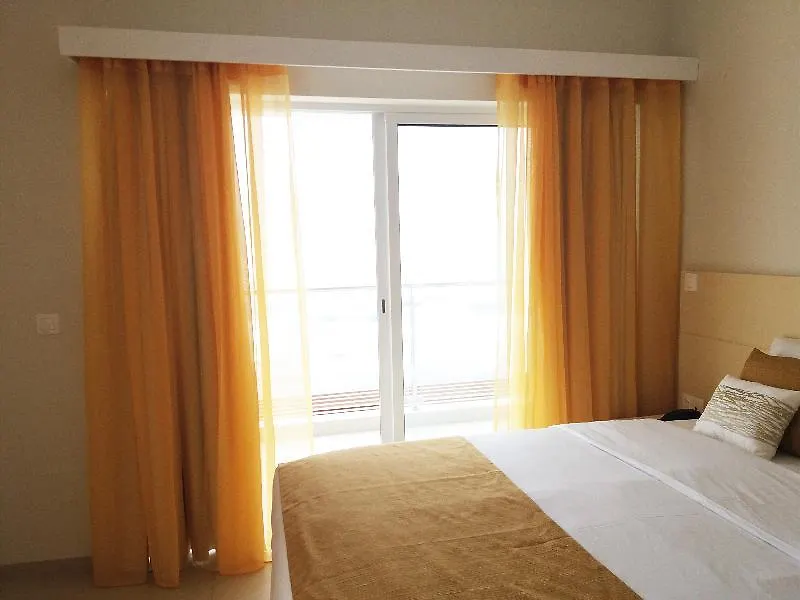 Tiduca Hotel Ponta Do Sol